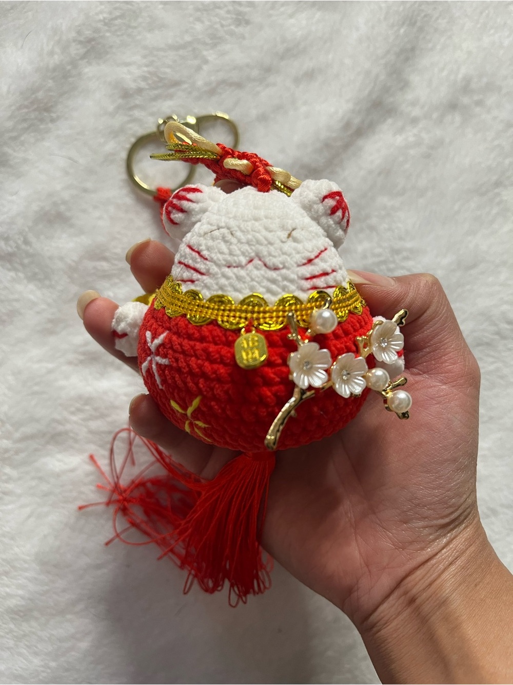Chinese lucky cat new year Red and White Plush Cat Keychain Charm/car charm
